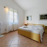 Residenza Le Paolette Con Piscina * Padenghe sul Garda